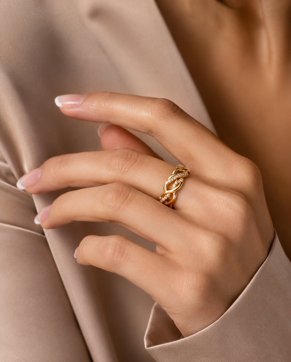Bague « Aurélia » Ajustable  Entrelacée Dorée