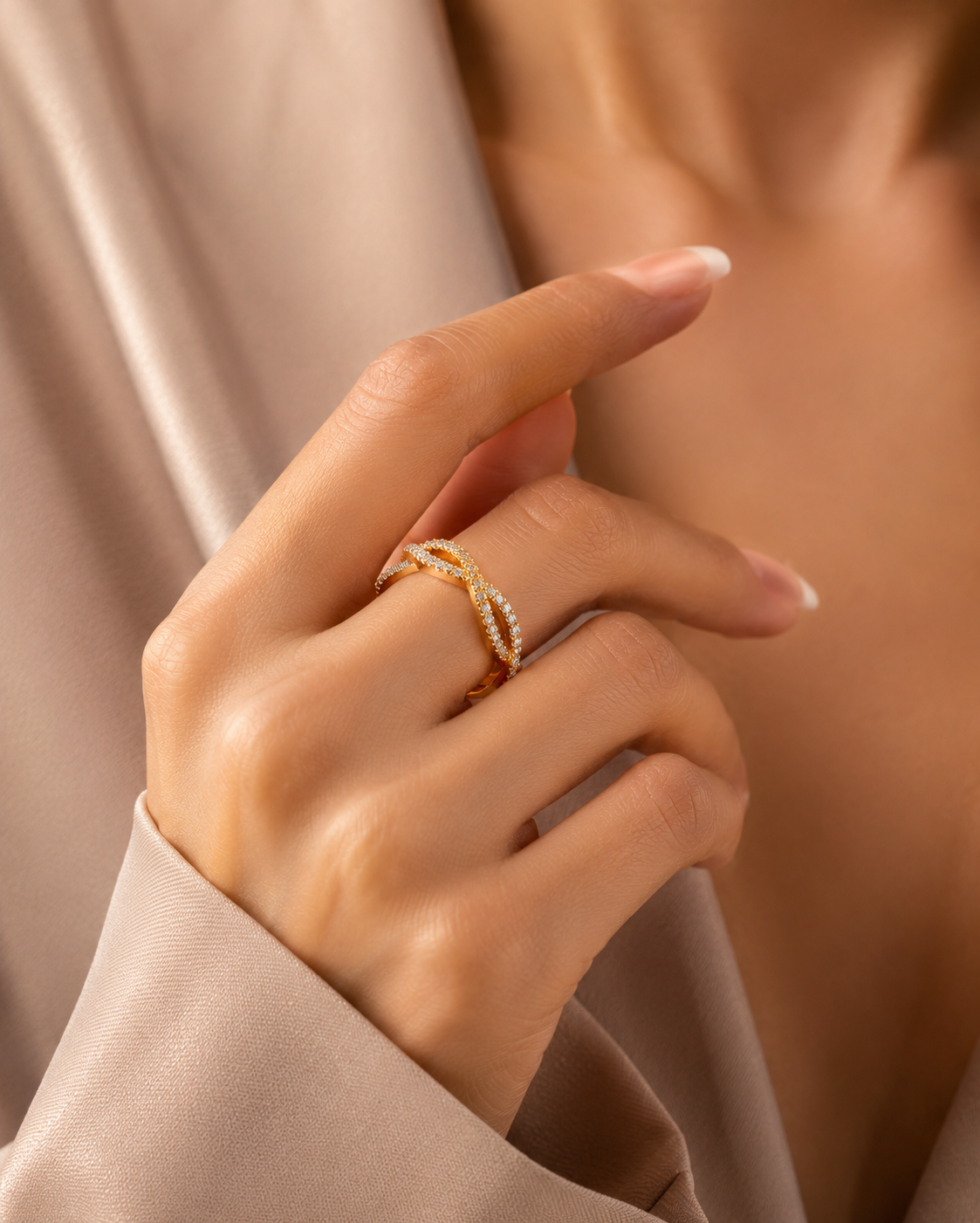 LUMÉA™ – Bague Dorée Croisée Ajustable